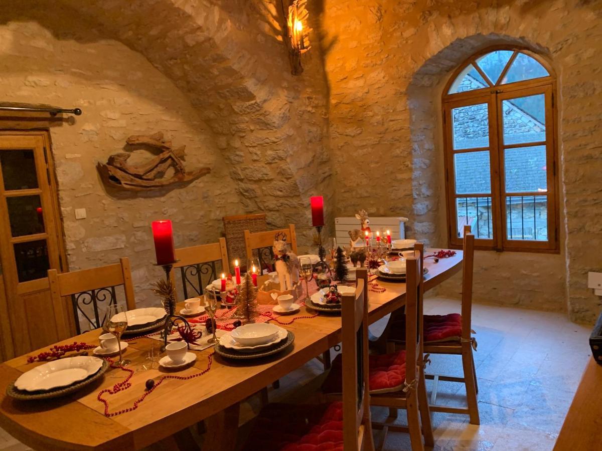 Bed and Breakfast La Voutee 5 Epis Avec Bain Finlandais Prive Au Manoir Du Charme Gorges Du Tarn Quezac  Экстерьер фото