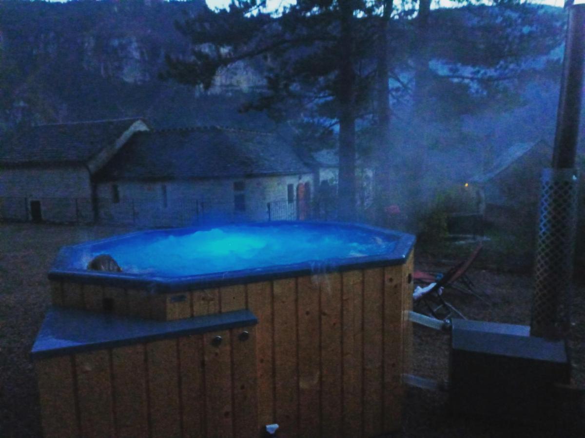 Bed and Breakfast La Voutee 5 Epis Avec Bain Finlandais Prive Au Manoir Du Charme Gorges Du Tarn Quezac  Экстерьер фото