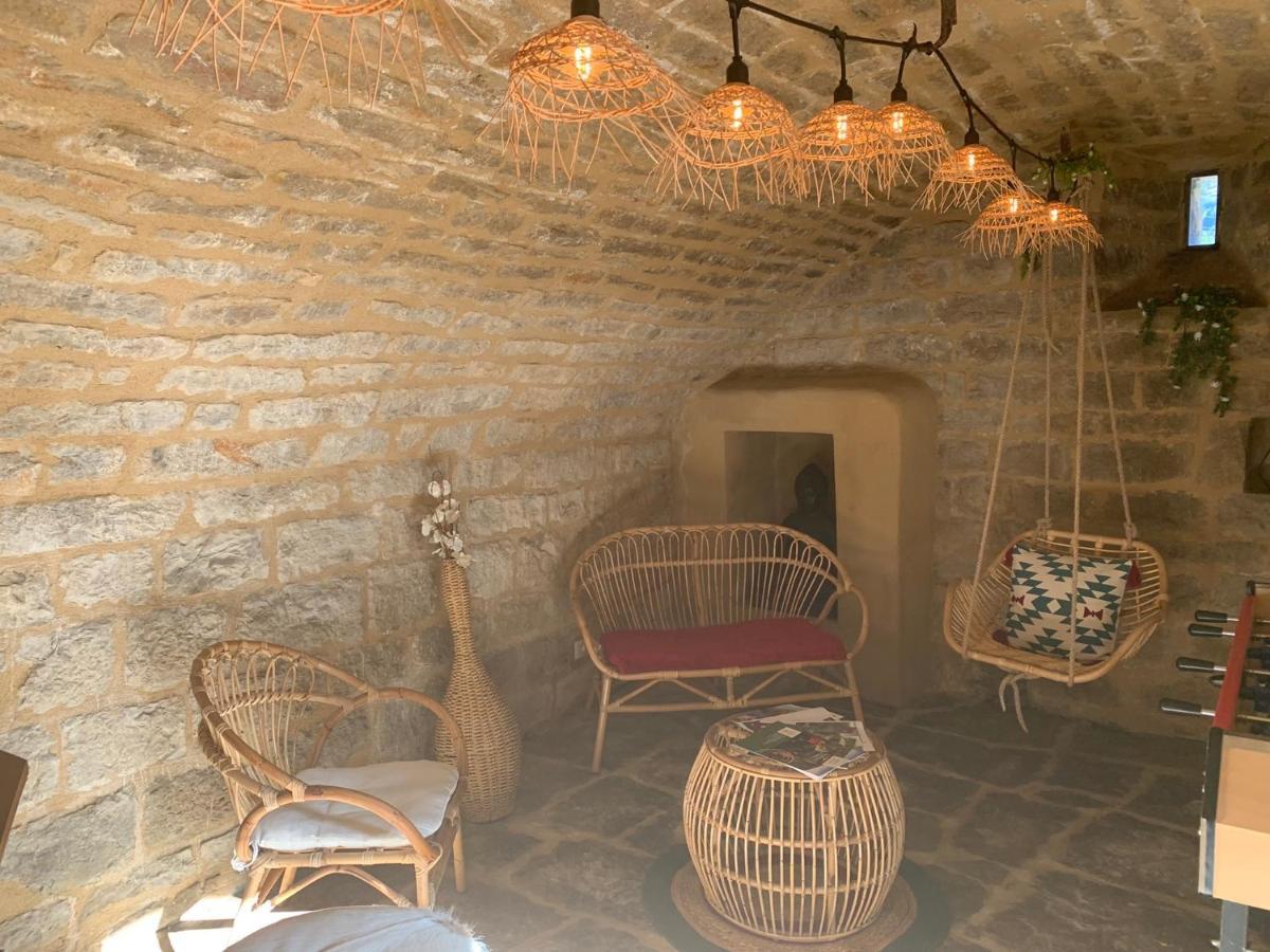 Bed and Breakfast La Voutee 5 Epis Avec Bain Finlandais Prive Au Manoir Du Charme Gorges Du Tarn Quezac  Экстерьер фото
