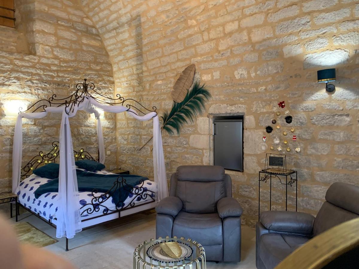 Bed and Breakfast La Voutee 5 Epis Avec Bain Finlandais Prive Au Manoir Du Charme Gorges Du Tarn Quezac  Экстерьер фото