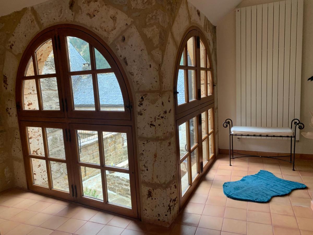 Bed and Breakfast La Voutee 5 Epis Avec Bain Finlandais Prive Au Manoir Du Charme Gorges Du Tarn Quezac  Экстерьер фото